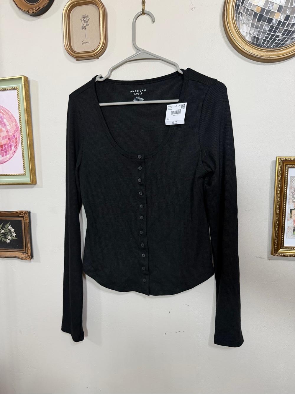 American Eagle Outfitters Black Ribbed Long-Sleeve Button-Front Top